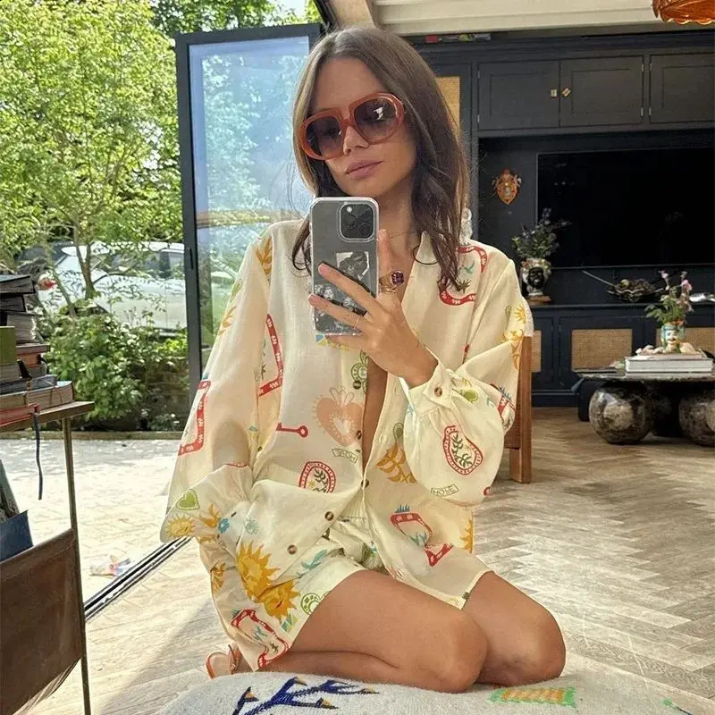 Womens fashion elastic waist two-piece set elegant floral print lapel long sleeved shorts set casual holiday set 250318