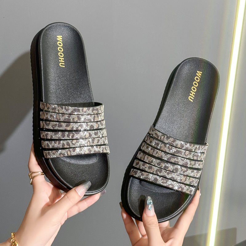 Summer Women's Sandal Slippers Designer Wearing Leopard Print Rhinestone Fairy Tale Style Fashionable Thick Soled Flat Shoes, Single Line Draggin