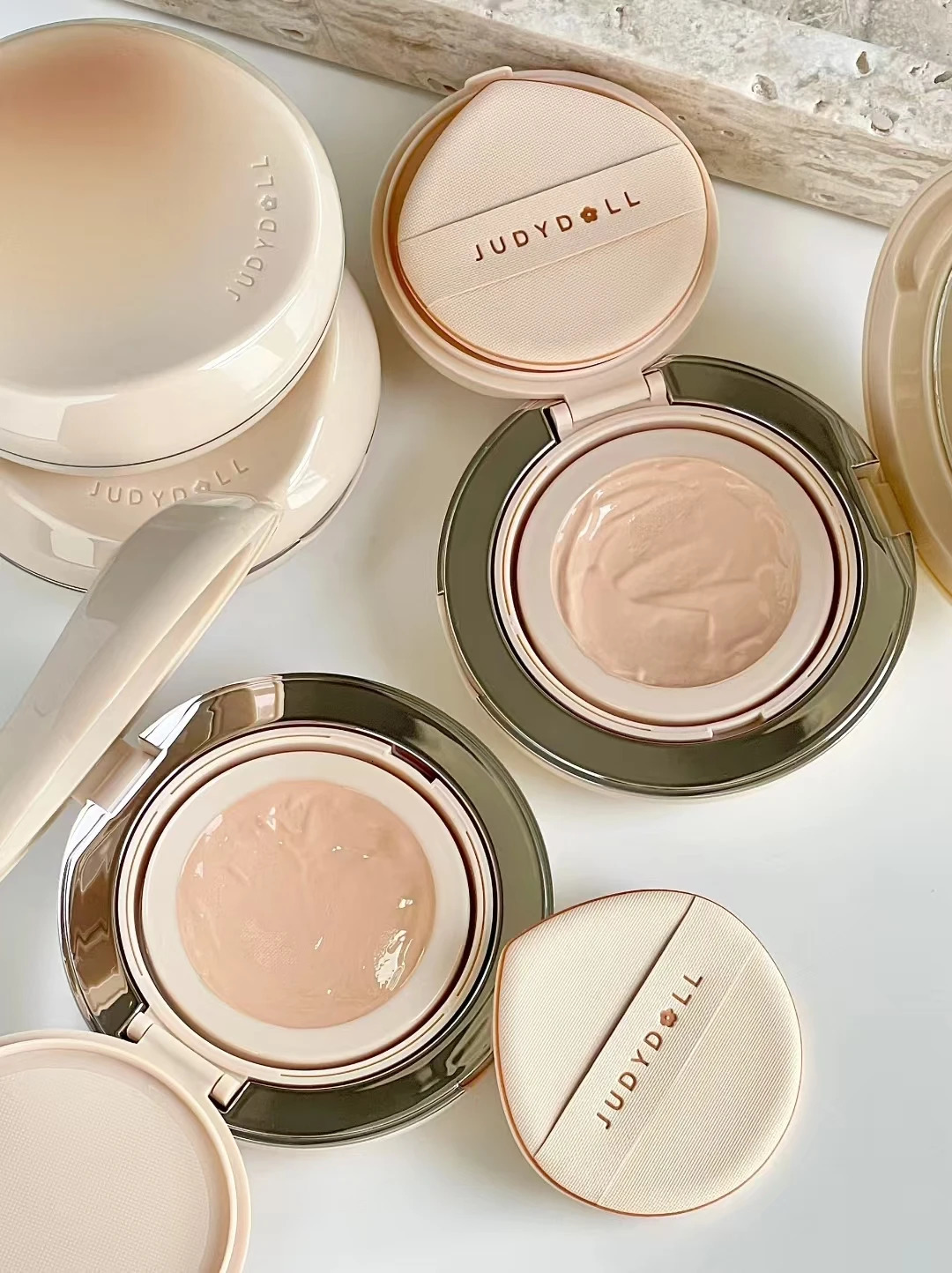 Judydoll Air Cushion concealer Long lasting Makeup Liquid Base Oil Skin Air Cushion Cream Base 250319