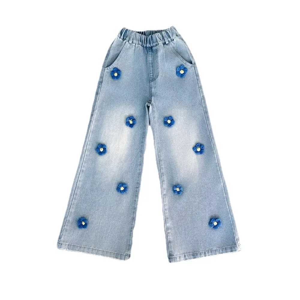 Teenage girls floral jeans suitable for children teenage fashion wide leg denim pants childrens loose jeans Trouser with flowersT250326
