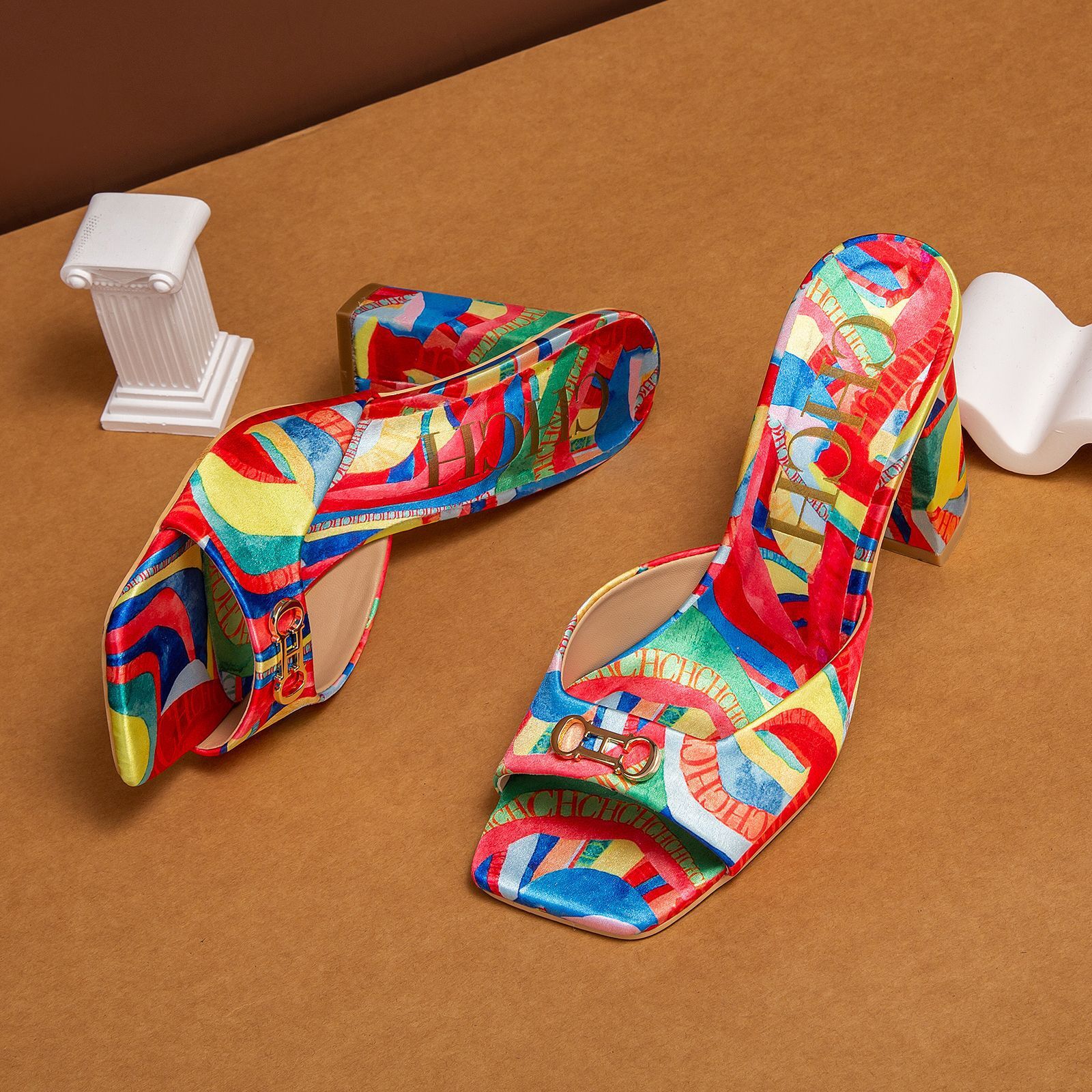 Designer CHCH Coarse High Heels Fashion Single Shoes Personalized Versatile Simple Sandals Trendy Colorful Cool Slippers