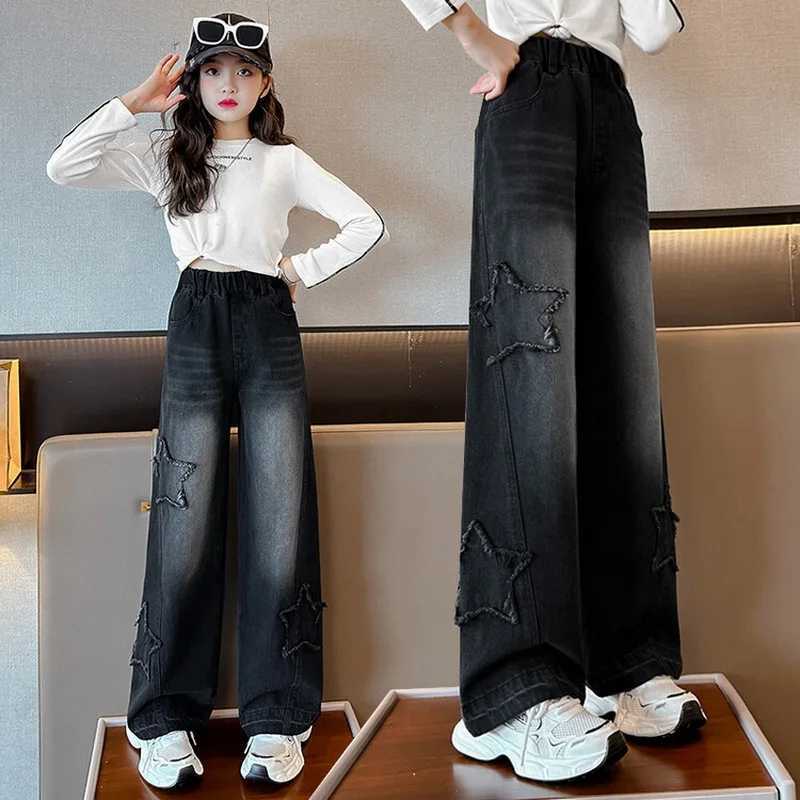 Teenage girl retro high waist wide leg straight jeans with star pattern suitable for children baby new shoulder strap jeans girl TrouserT250326