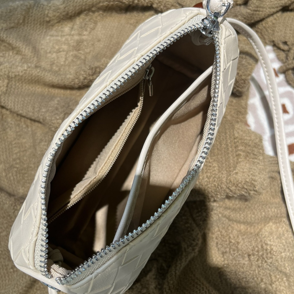 Cowhide Woven New Versatile Niche Design Dumpling Cross Shoulder Women S Bag Leather Handbag Shoulder Bags