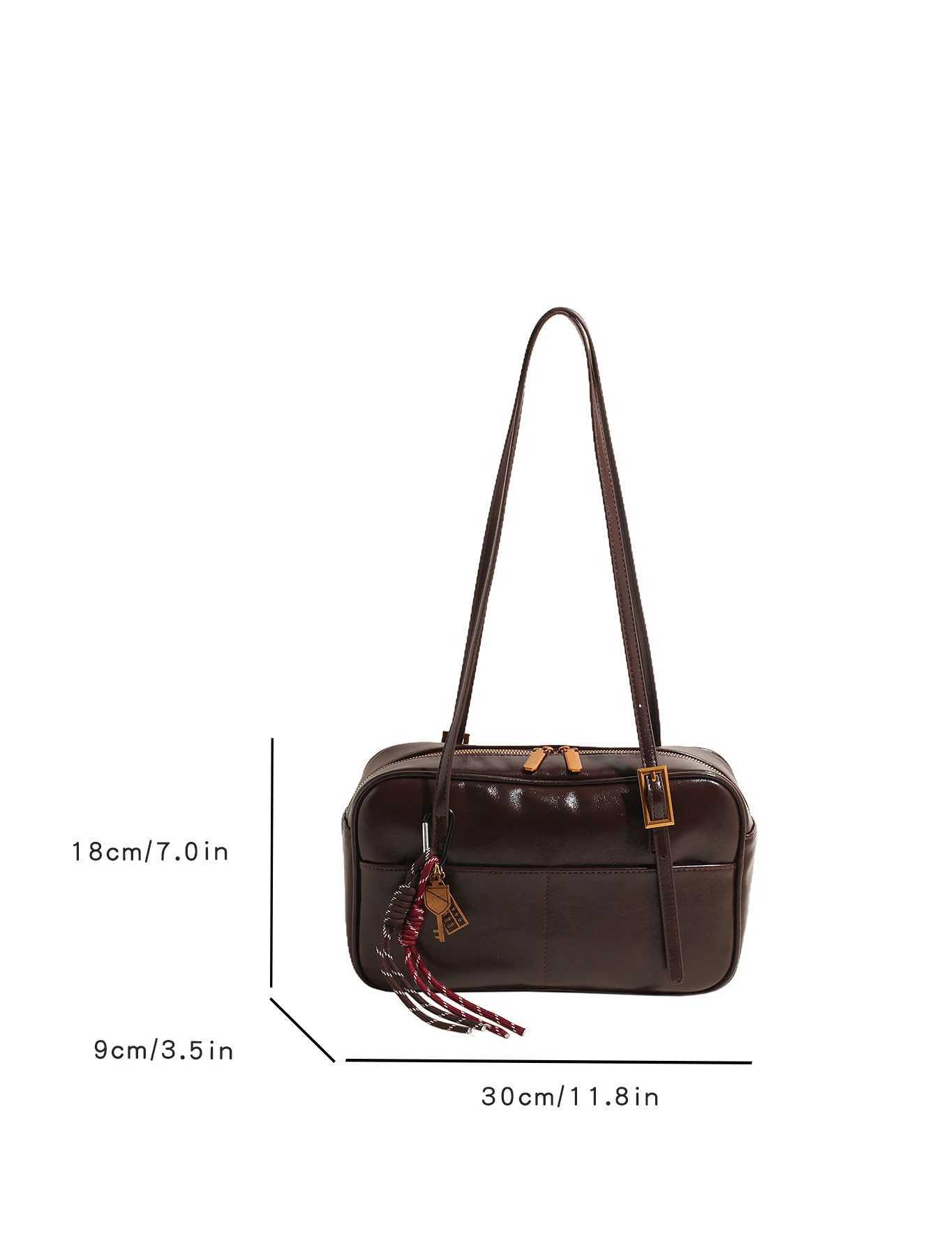 Small vintage armrest bowling bag womens retro wax leather shoulder bag handbag large capacity handbag Y250319