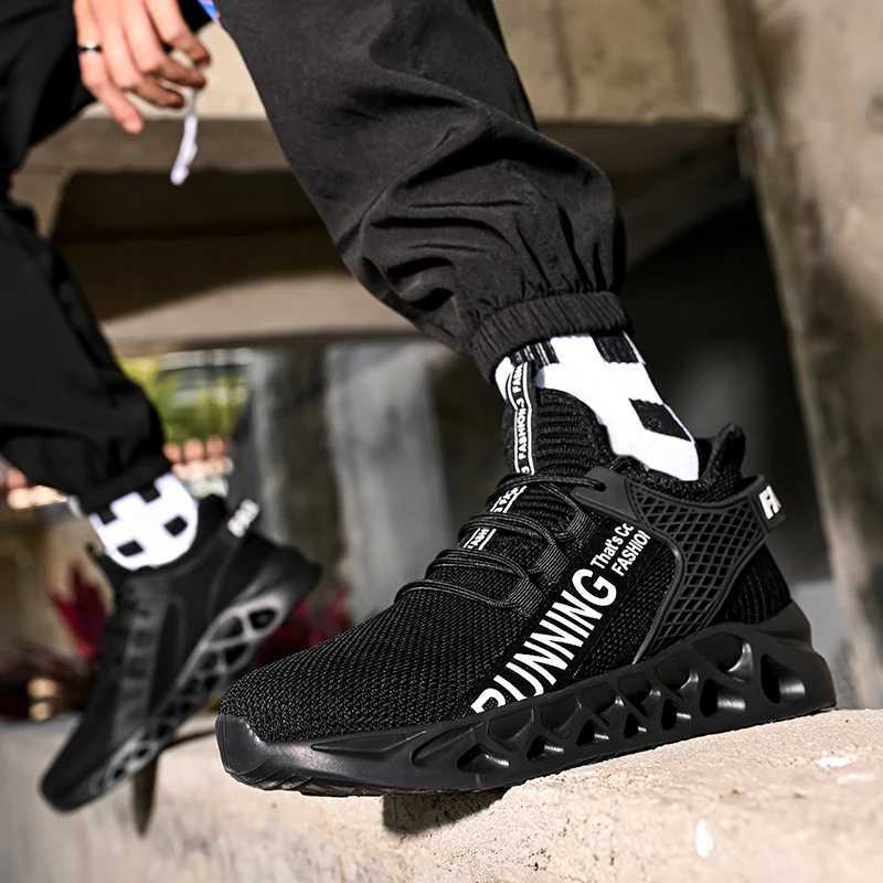 Fashionable purple running shoes for men outdoor breathable casual sports shoes for women trend coaches lightweight anti slip mens sports shoesW250320
