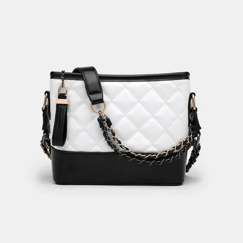 2023 New Pu Leisure Crossbody Bag Korean Tweed Style Fashionable Chain Womens Shoulder Bag Soft Handle Ladies Purse Y250319