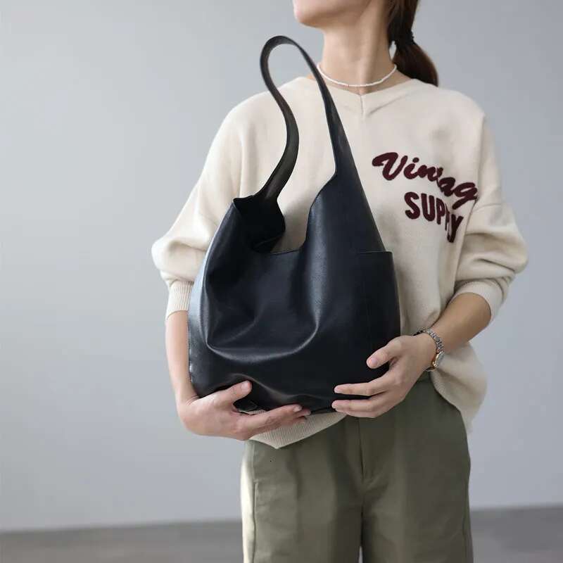 Women's Genuine Leather Shoulder Bag Large Capacity First Layer Cowhdie Handbag With Zipper Pocket Vintage Casual Hobo Bags