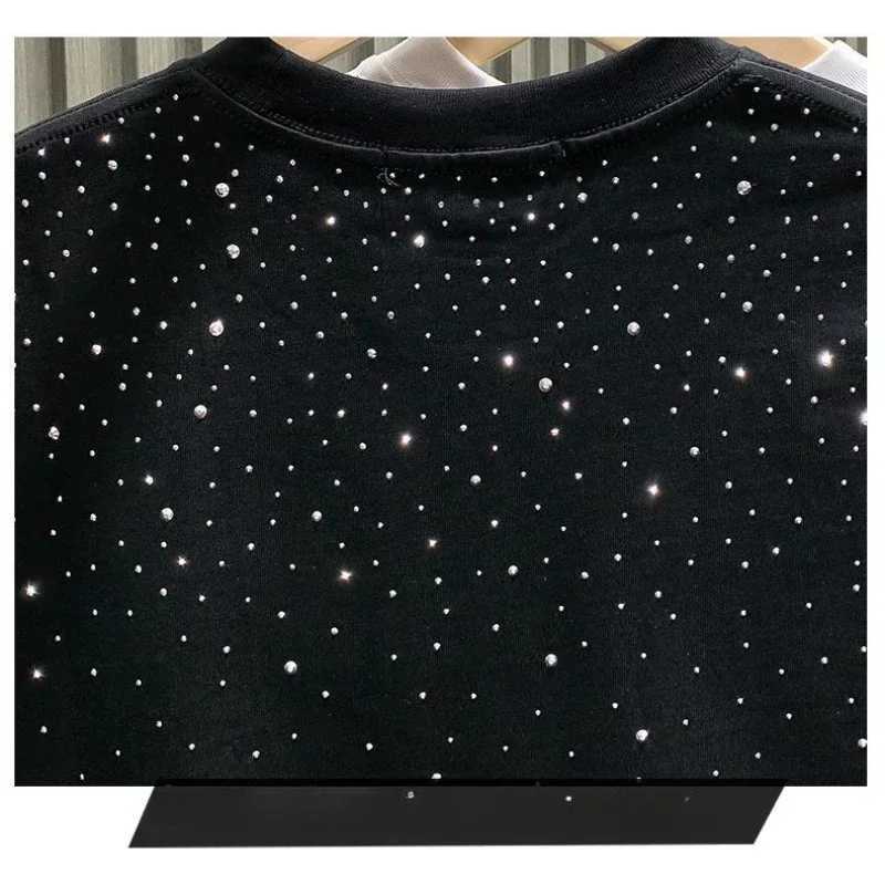 Summer mens clothing summer rhinestone rivet T-shirt round neck casual T-shirt Korean version mens short sleeved T-shirtT250319