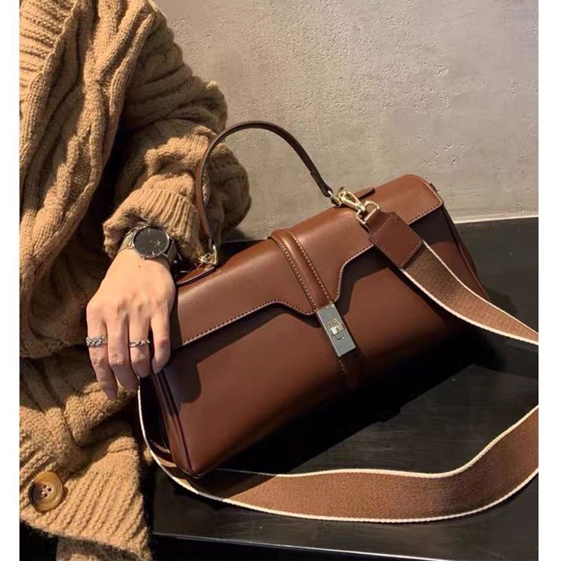 Cowhide High-End And Niche Handbag New Trendy Large Capacity Versatile Leather Women's Crossbody Bag