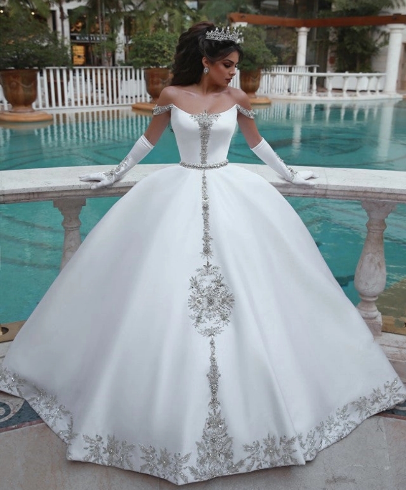 Elegant Arabic Dubai White Wedding Dress Off Shoulder Appliques Beaded Satin Long Luxury Bridal Gowns 2025 Vestido De Novia