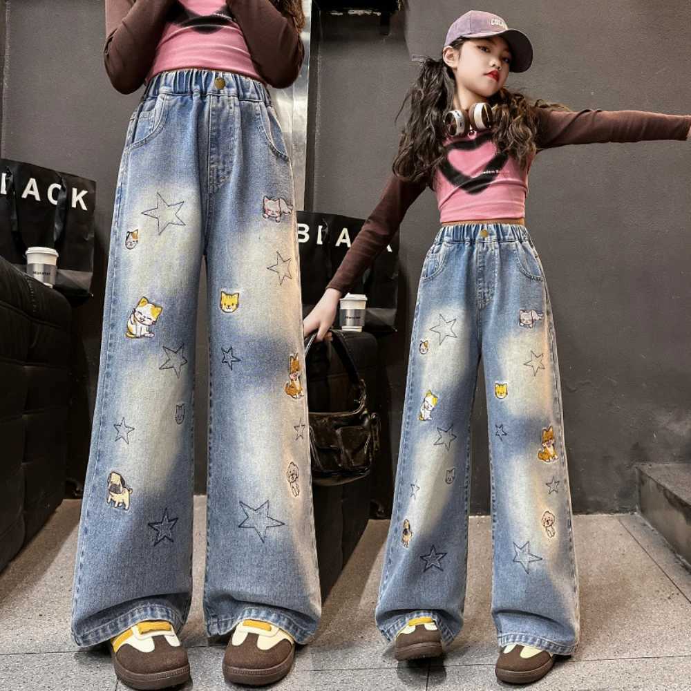 Girls Jeans Spring Autumn Cartoon Wide Leg Jeans for Teenage Kids Heavy Embroidery Star Loose Straight Leg Trousers for ChildrenT250326