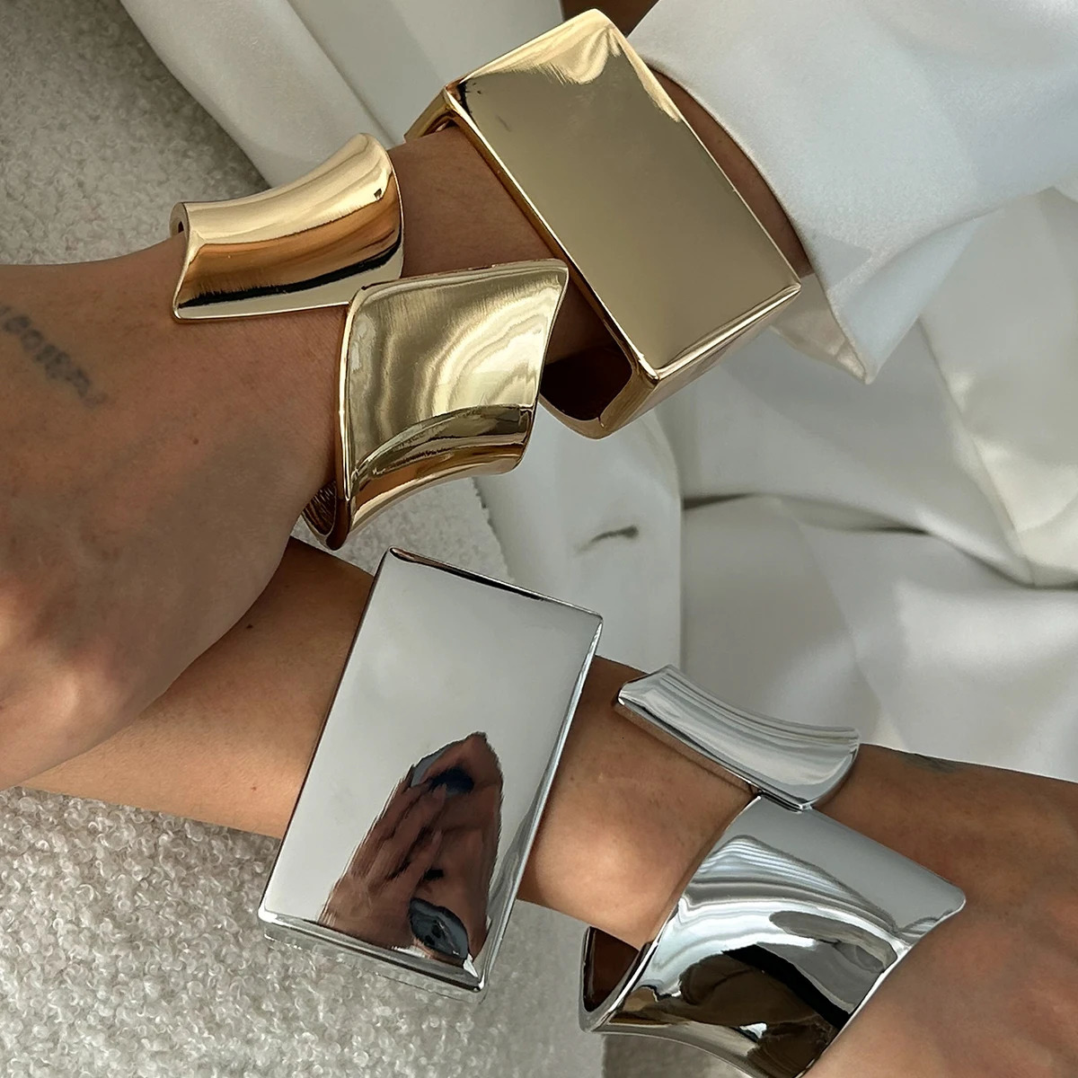 Ingemark Vintage Creative Irregular Wide Bangles Women Punk Minimalist Smooth Alloy Bangles Trendy Year Jewelry Gift 2025 250320