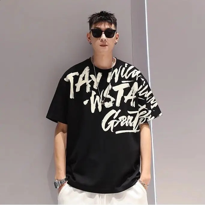 Cotton Letters Doodle Print Tshirt Men Summer Trendy Fashion Trend Top 250312