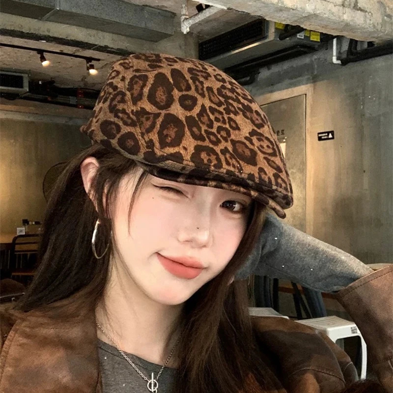 Niche Y2K Leopard Print Visors Hats Women Warm Casual Sunshade Peaked Caps Versatile Outdoor Fashion Retro Hip Hop Street 250320