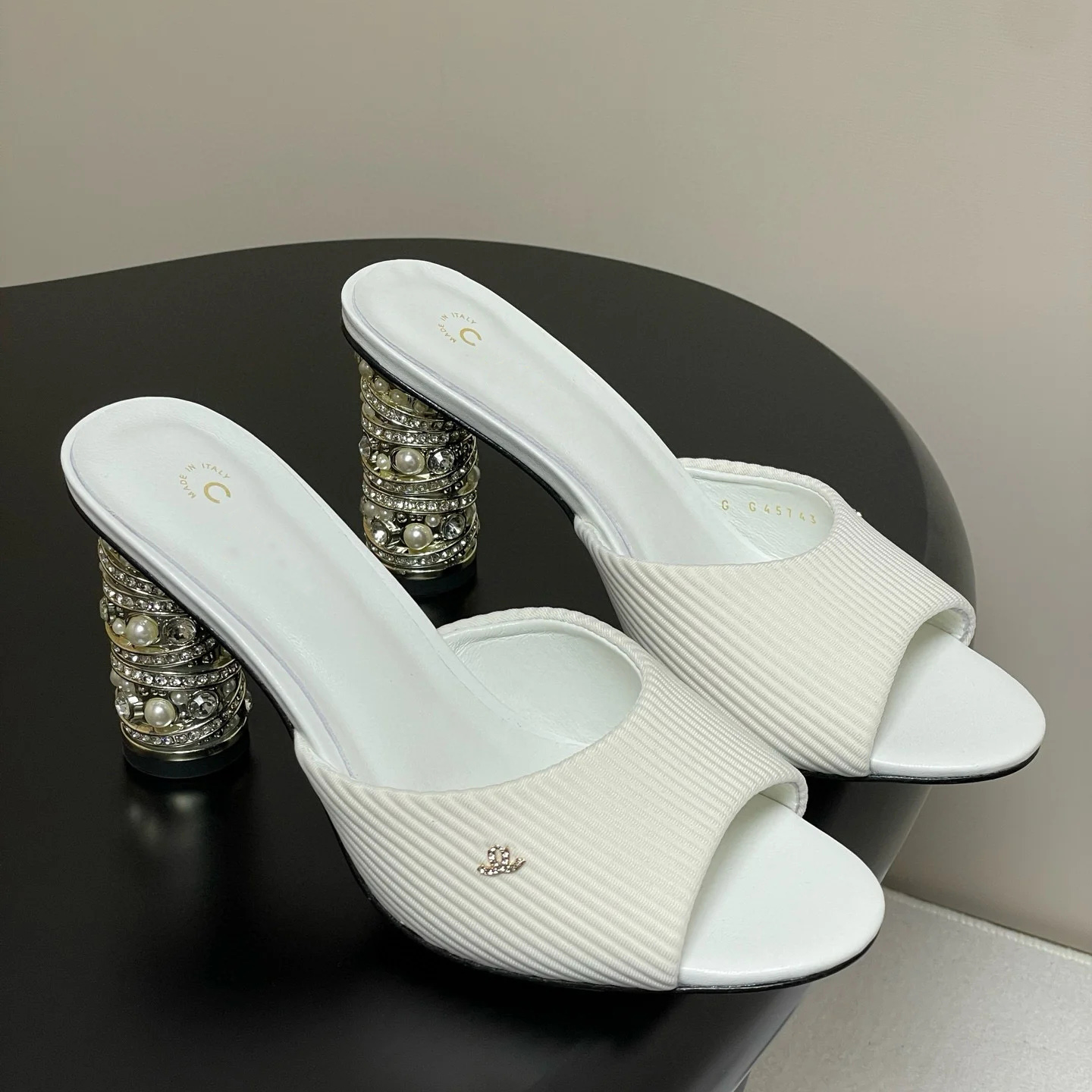 AAA p design ladies summer Pearl high-heeled Slippers square toe designer brand sandals fashion party slide flip ps