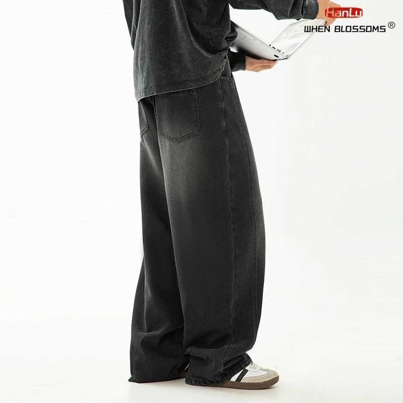 Hanlu 2025 Spring New Mens retro washed oversized jeans separating structural curves from trend brands and loose fashion TrousersT250319