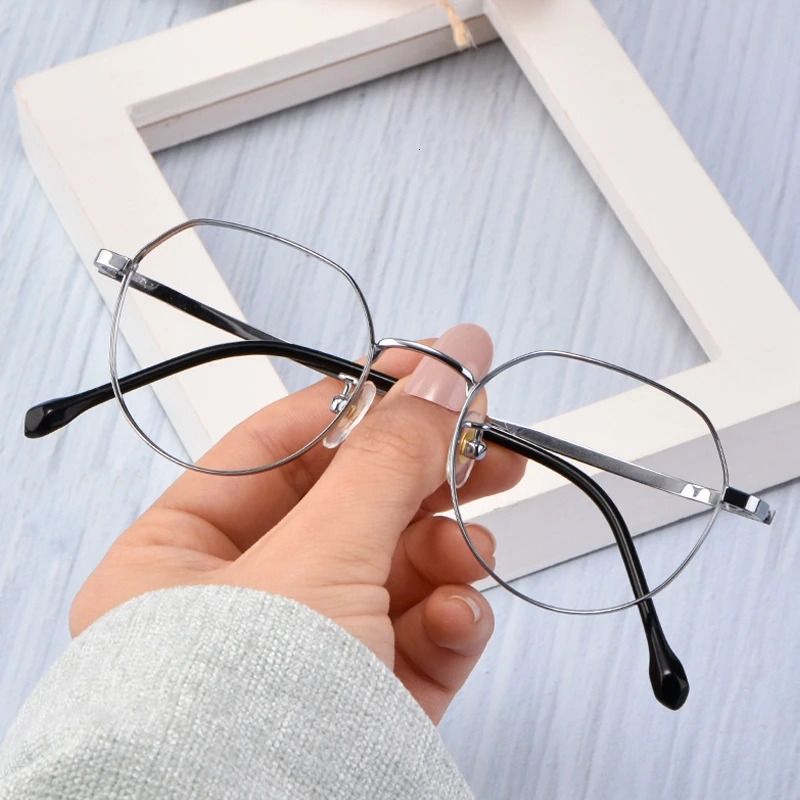 YIMARUILI Trend Polygonal Retro Pure Glasses Frame for Men Personalized Optical Prescription Glasses Frame for Women T3519 250228