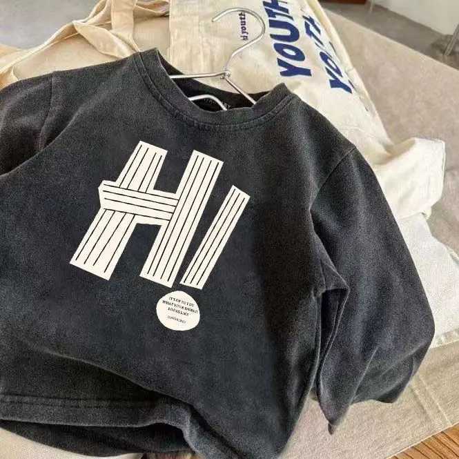 2025 vintage washed long sleeved T-shirt for boys made of pure cotton suitable for childrens cute and fashionable explosive street topsT250320