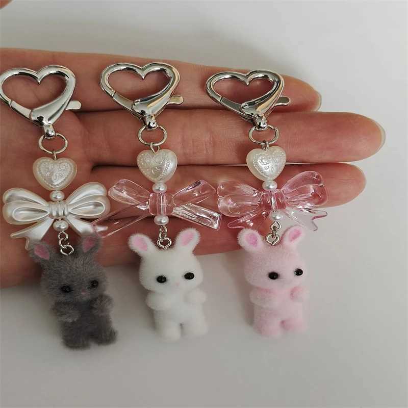 Cute fuzzy white bunny heart bow key chainrabbit trinket animal kawaii keychainpink bowpearl heartXJ250319