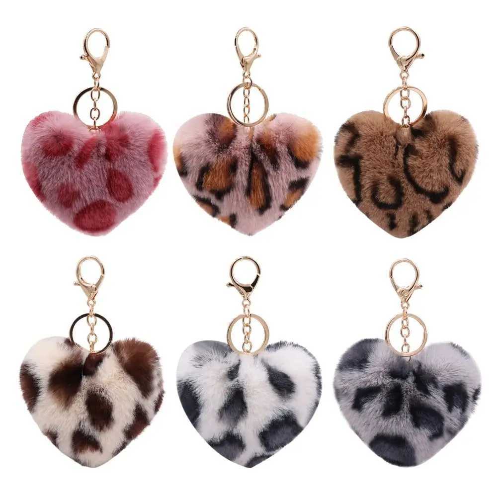 Fashionable multi-color leopard pattern plush fluffy peach heart pendant keychain cute cartoon keychain car keychainXJ250319