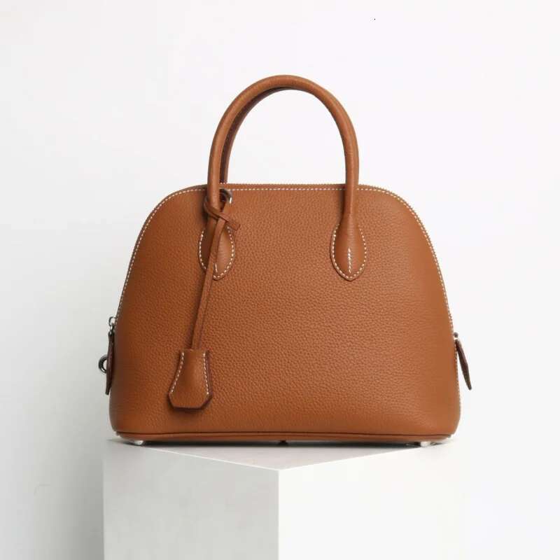 High Quality Top Layer Design Shell Bag With Lock Cowhide Handbag Fashion Mini Crossbody Bowg Women's Elegant Bags