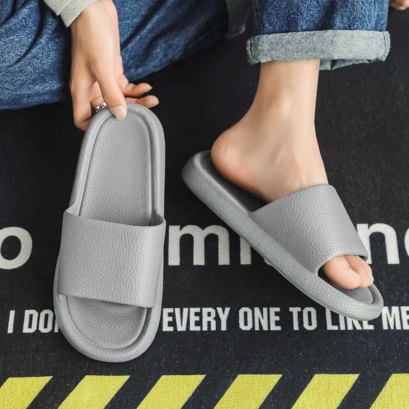 High quality simple slippers mens and study rooms his N-Slip soft Bott Bathro slippers his Wind Det couple drag Y250320