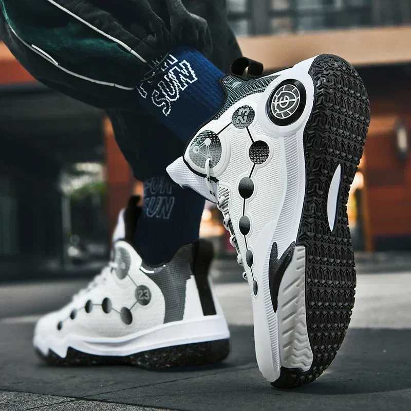 Anti slip and breathable adult wearing real combat basketball games professional court training shoes comfortable sports shoesW250320