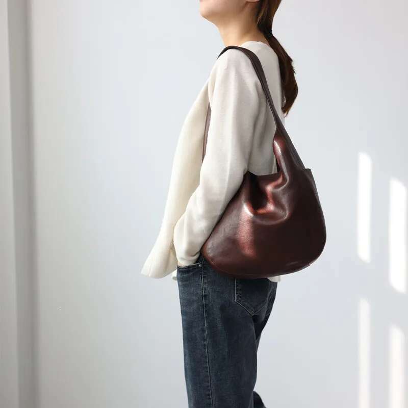 Women's Genuine Leather Shoulder Bag Large Capacity First Layer Cowhdie Handbag With Zipper Pocket Vintage Casual Hobo Bags