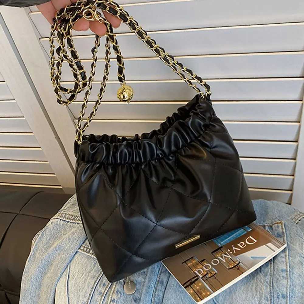 Womens shoulder bag PU leather pleated plain cross shaped bag large capacity handbag fashionable underwear bag Y250319