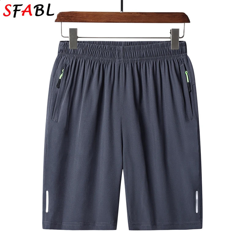 Quick drying and breathable mens board shorts for fitness elastic jogging running runners summer gym exercise clothes at the bottom 250312