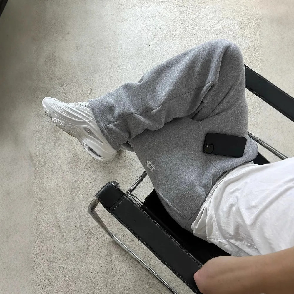 Y2k Retro Loose Straight Pants Men Tracksuit Pants Personalized Leg Zipper Embroidery Hip Hop Harajuku Casual Pants 250319