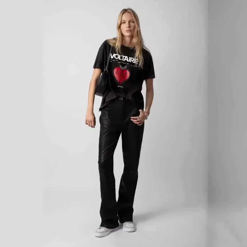 2025 New Spring/summer French Niche ZV Back Letter Apple Love Printed Round Neck Womens Short-sleeved T-shirt Womens ClothingT250320