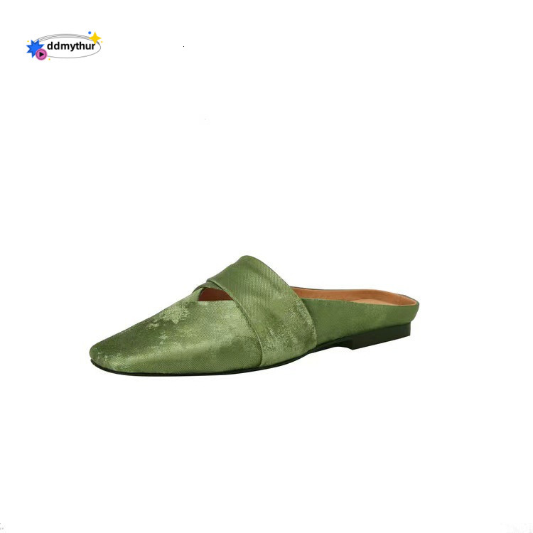 Chinese style French round square head hollowed out baotou semi trailer women's cowhide flat bottom, one foot pedal cool mop green ddmythur
