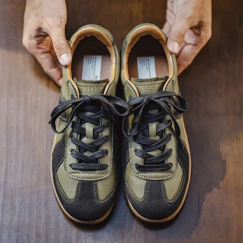 2025 new men's style low cut olive green designer fashionable casual retro sports shoes