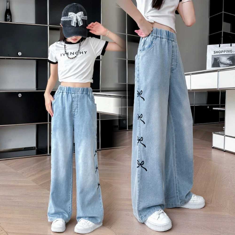 2024 Summer New Girls and Childrens Thin Bow Strap Tight Jeans Wide Leg Pants and Fashionable Elastic Waist DesignT250326