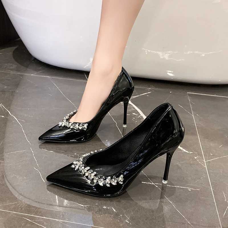 Spring New Thin Heel Shoes Fashion Pointy Shallow Mouth Patent Leather Glitter Set Foot Anti-slip Wear-resistant High HeelsC250319