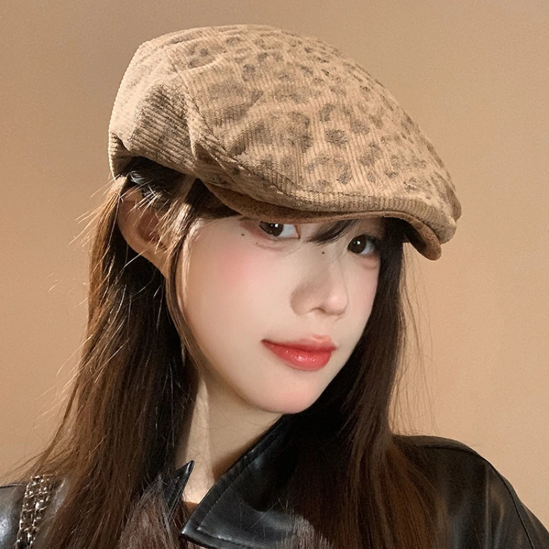 Y2K Personalized Leopard Print Corduroy Forward Hats Women Spring and Autumn Niche Versatile Retro Literary Painter Berets Cap 250320