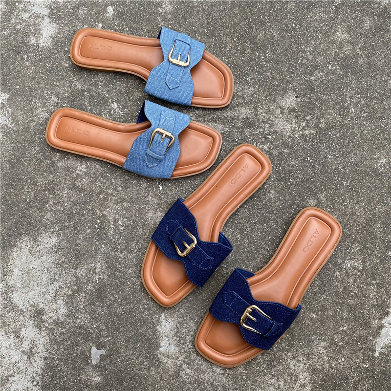 Designer Slippers Women's Sandal Casual Sandals Outdoor 2025 Summer New Fairy Style Matching Skirt Flat Beach Straight Drag