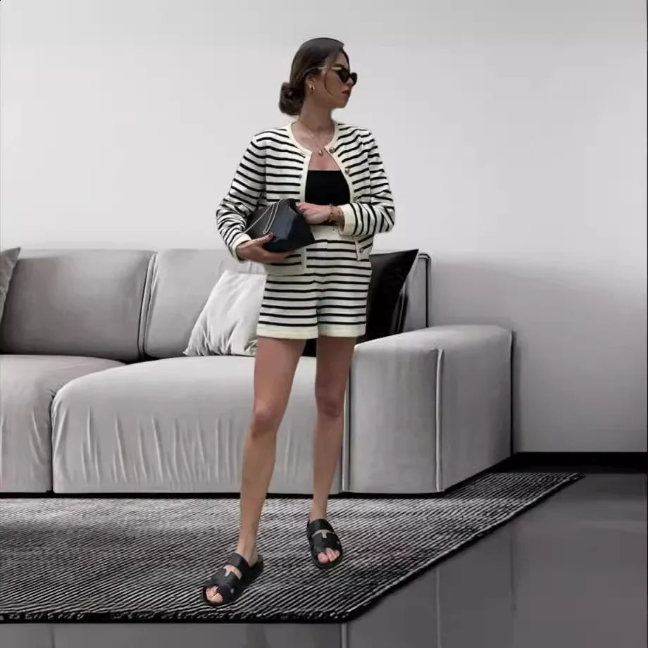 Womens Fashion Casual Sweater Cardigan Fast Sale Stripe Round Neck Knit Shorts Set Summer Clothing 250319