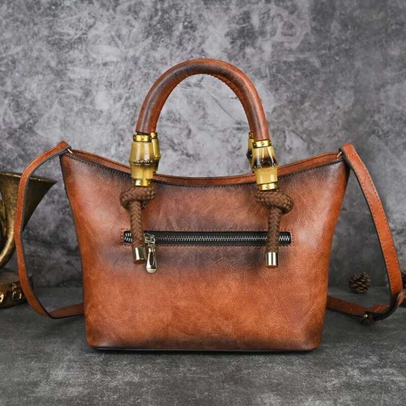 MOTAORA Vintage Emed Leather Handbag For Women's 2025 New Large Capacity Shoulder Bags Lady Purse Mobile Phone Crossover Bag
