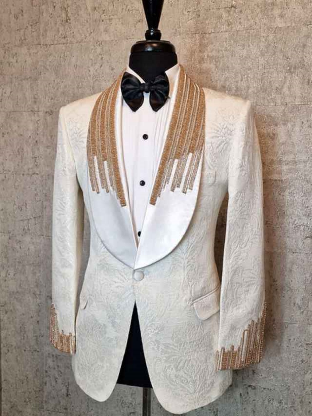 Stylish Wedding Tuxedos Beaded Jacquard Men Suit Shawl Lapel 1 Piece Set Jacket Party Evening Groom Business Blazers Customized