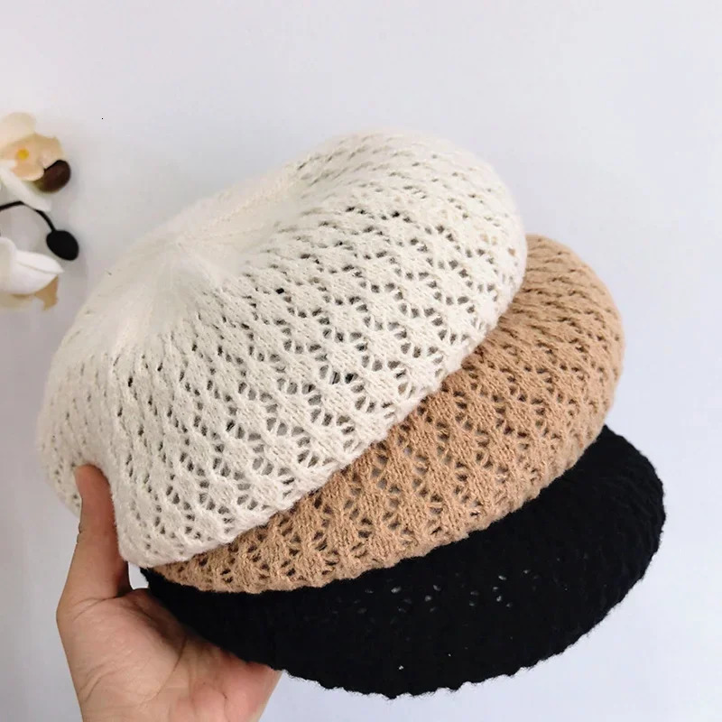 Spring Berets Breathable Permeability Knitting Beret Hat for Women Hollow Crochet Retro Fashion Painter Cap Ladies Hats 250320