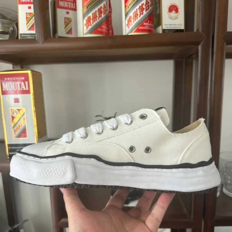 Peterson OG Sole Low Cut Men Wen hot Designer Casual Black White Sneakers Canvas Running Shoes Z250320