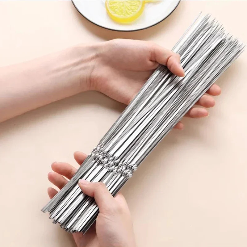 50Pcs Reusable Stainless Steel Barbecue Skewer with Wooden Handle BBQ Skewers Kebab Iron Stick for Outdoor Camping Picnic Tools 250314