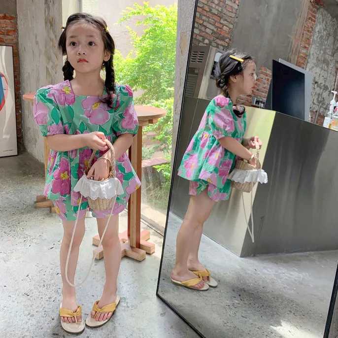 New Summer Girls Clothing Set Sweet Casual Flower Doll Shirt and Shorts Fashion Baby Clothing Childrens ClothingT250320