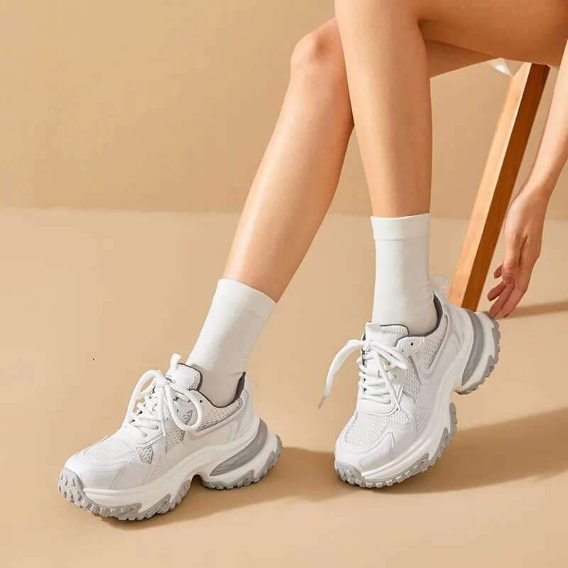 2025 With Box Designer shoes sneakers Women's tennis shoes Beautoday thick sole