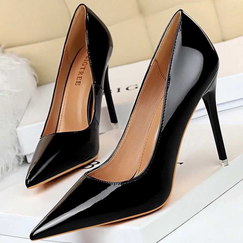 BIGTREE Shoes Patent Leather Shoes Wan Pumps High H Stiletto H 10.5 Cm Red Wedding Shoes Bridal Shoes Wen H 2025 Y250319