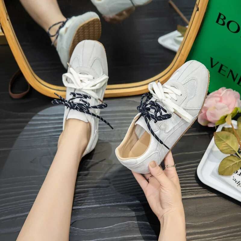 2025 With Box Designer shoes sneakers Women's flat-sole natural leather sneakers