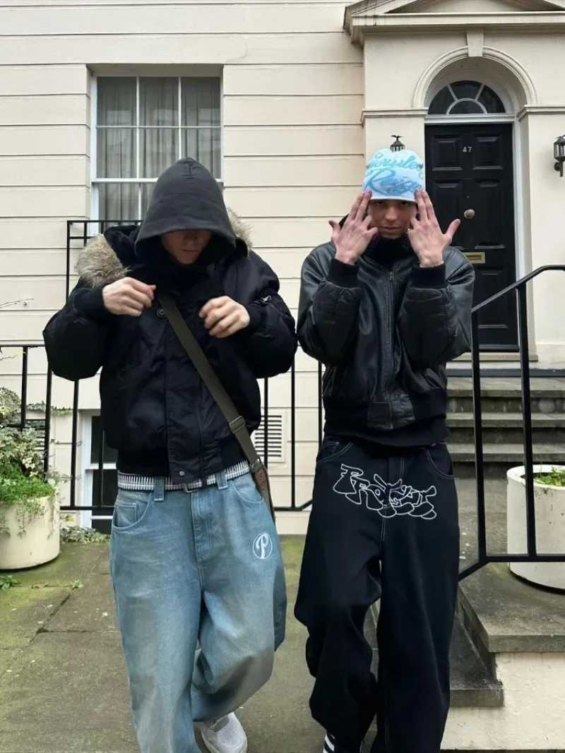 2023 New Retro Hip-Hop Print Jeans Loose Casual Wide-leg Jeans Mens Street Fashion Black High-Waisted Jeans Y2k Mens ClothingT250319