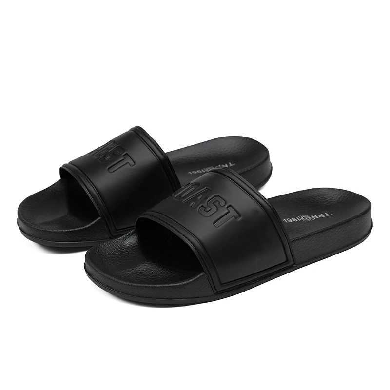Summer Men Slippers Indoor He Slides Bathroom Loafers Outdoor Garden Shoes Massage s M Beac Flip-Flops More Y250320
